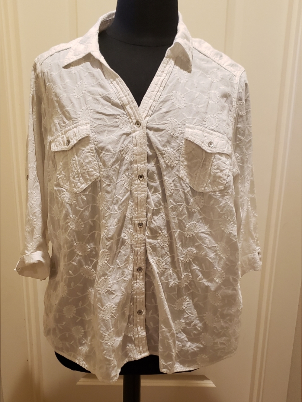 Sonoma Women's White Embroidered Button-Down Shirt